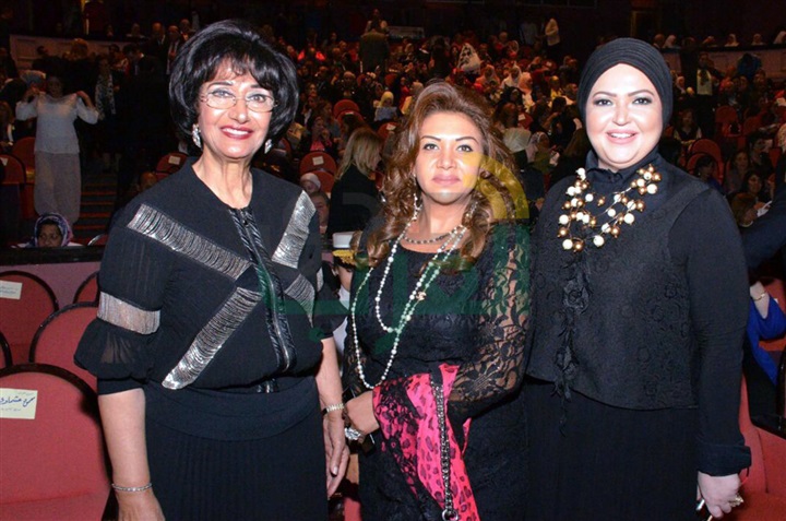 بالصور .. تكريم مشيرة خطاب في احتفالية "المرأة صانعة السلام" بالصور .. تكريم مشيرة خطاب في احتفالية "المرأة صانعة السلام"