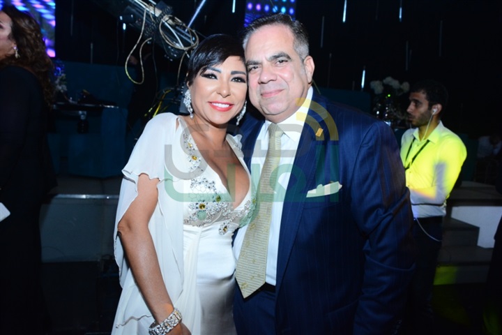 بالصور.. عمرو دياب يشعل حفل زفاف تامر عبد المنعم وأمنية الطوخي بالصور.. عمرو دياب يشعل حفل زفاف تامر عبد المنعم وأمنية الطوخي
