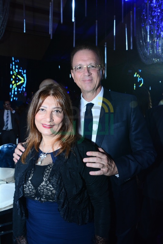 بالصور.. عمرو دياب يشعل حفل زفاف تامر عبد المنعم وأمنية الطوخي بالصور.. عمرو دياب يشعل حفل زفاف تامر عبد المنعم وأمنية الطوخي