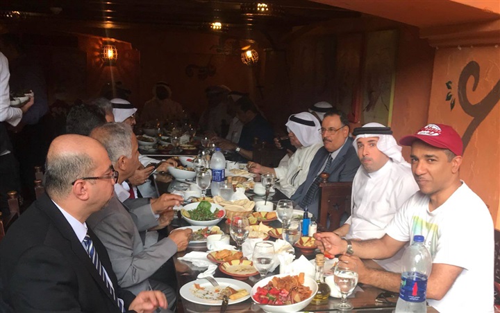 بالصور.. سفير البحرين بمصر يستقبل عددا من أعضاء المجالس الأهلية بالمملكة بالصور.. سفير البحرين بمصر يستقبل عددا من أعضاء المجالس الأهلية بالمملكة