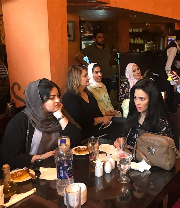 بالصور.. سفير البحرين بمصر يستقبل عددا من أعضاء المجالس الأهلية بالمملكة بالصور.. سفير البحرين بمصر يستقبل عددا من أعضاء المجالس الأهلية بالمملكة