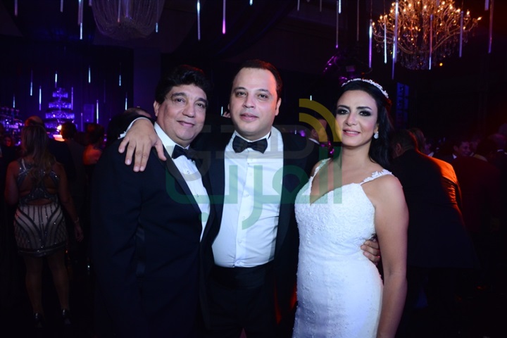 بالصور.. عمرو دياب يشعل حفل زفاف تامر عبد المنعم وأمنية الطوخي بالصور.. عمرو دياب يشعل حفل زفاف تامر عبد المنعم وأمنية الطوخي