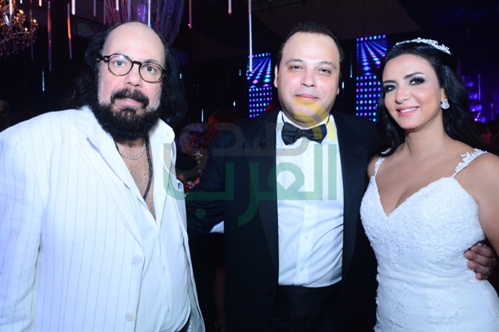 بالصور.. عمرو دياب يشعل حفل زفاف تامر عبد المنعم وأمنية الطوخي