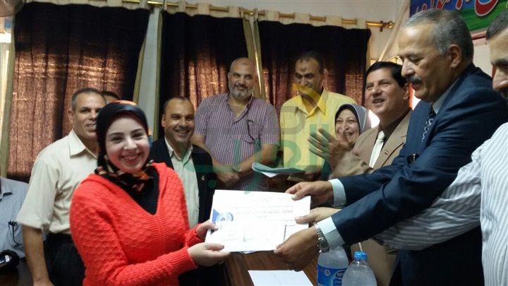 ‎ بالصوروالأسماء.. وكيل تعليم كفر الشيخ يكرم 14 طالب من أوائل الجمهورية في الثانوية والدبلومات الفنية