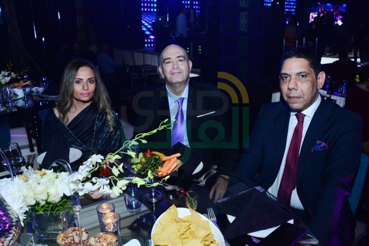 بالصور.. عمرو دياب يشعل حفل زفاف تامر عبد المنعم وأمنية الطوخي