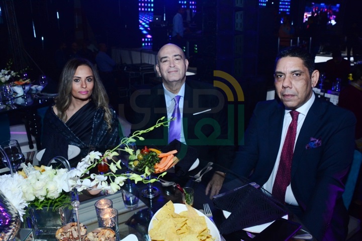 بالصور.. عمرو دياب يشعل حفل زفاف تامر عبد المنعم وأمنية الطوخي بالصور.. عمرو دياب يشعل حفل زفاف تامر عبد المنعم وأمنية الطوخي