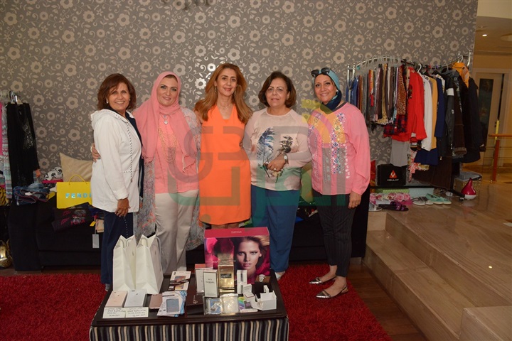 بالصور .. سيدات المجحتمع والمشاهير في معرض "Fritl Wear" لـ نهى العجيل بالصور .. سيدات المجحتمع والمشاهير في معرض "Fritl Wear" لـ نهى العجيل