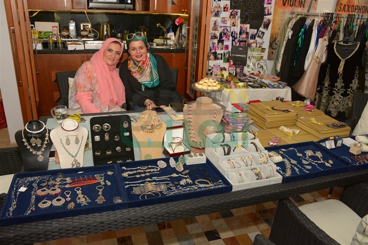 بالصور .. سيدات المجحتمع والمشاهير في معرض "Fritl Wear" لـ نهى العجيل بالصور .. سيدات المجحتمع والمشاهير في معرض "Fritl Wear" لـ نهى العجيل