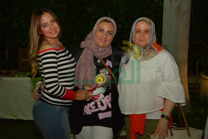 بالصور .. سيدات المجحتمع والمشاهير في معرض "Fritl Wear" لـ نهى العجيل بالصور .. سيدات المجحتمع والمشاهير في معرض "Fritl Wear" لـ نهى العجيل