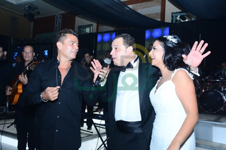 بالصور.. عمرو دياب يشعل حفل زفاف تامر عبد المنعم وأمنية الطوخي بالصور.. عمرو دياب يشعل حفل زفاف تامر عبد المنعم وأمنية الطوخي