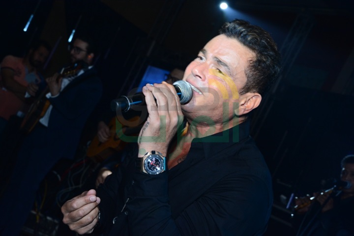 بالصور.. عمرو دياب يشعل حفل زفاف تامر عبد المنعم وأمنية الطوخي بالصور.. عمرو دياب يشعل حفل زفاف تامر عبد المنعم وأمنية الطوخي