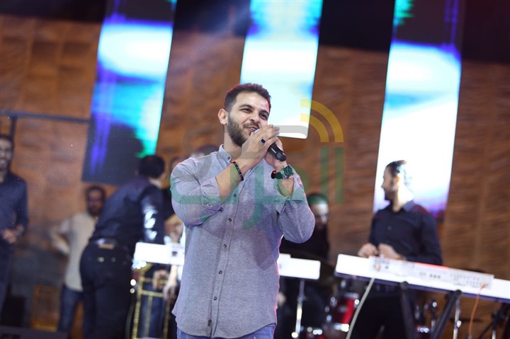 بالصور.. محمد رشاد يشعل حفل تخرج طلاب كلية علوم الإسكندرية بمحرم بك بالصور.. محمد رشاد يشعل حفل تخرج طلاب كلية علوم الإسكندرية بمحرم بك