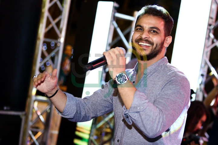 بالصور.. محمد رشاد يشعل حفل تخرج طلاب كلية علوم الإسكندرية بمحرم بك بالصور.. محمد رشاد يشعل حفل تخرج طلاب كلية علوم الإسكندرية بمحرم بك