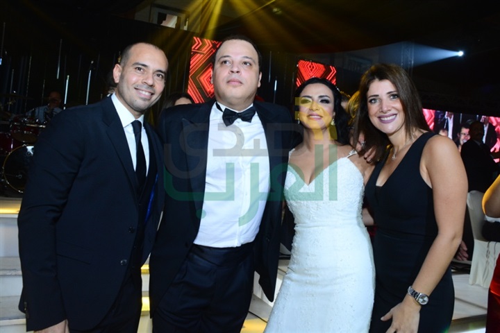 بالصور.. عمرو دياب يشعل حفل زفاف تامر عبد المنعم وأمنية الطوخي بالصور.. عمرو دياب يشعل حفل زفاف تامر عبد المنعم وأمنية الطوخي