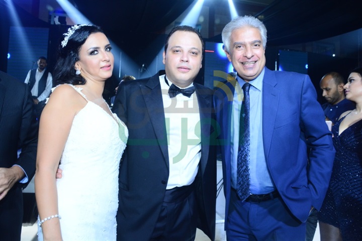 بالصور.. عمرو دياب يشعل حفل زفاف تامر عبد المنعم وأمنية الطوخي بالصور.. عمرو دياب يشعل حفل زفاف تامر عبد المنعم وأمنية الطوخي