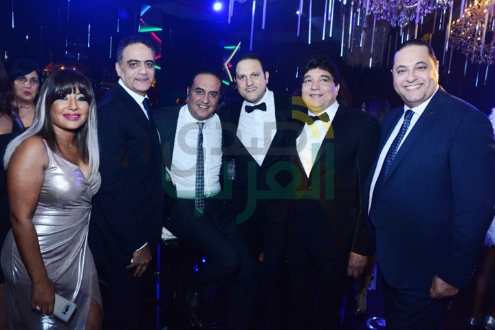 بالصور.. عمرو دياب يشعل حفل زفاف تامر عبد المنعم وأمنية الطوخي بالصور.. عمرو دياب يشعل حفل زفاف تامر عبد المنعم وأمنية الطوخي