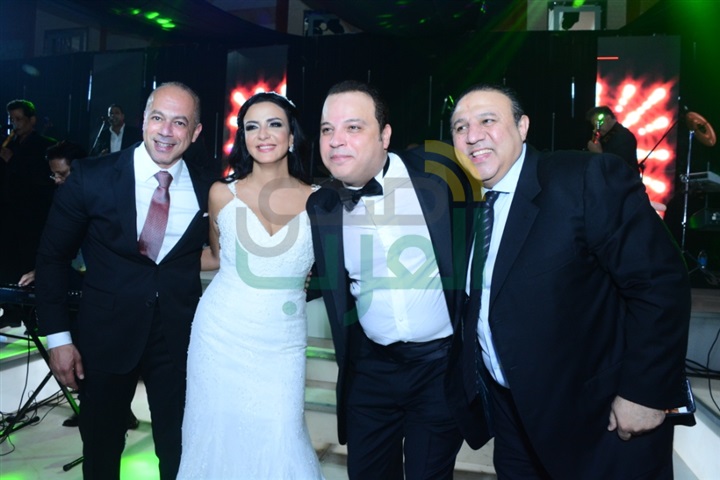 بالصور.. عمرو دياب يشعل حفل زفاف تامر عبد المنعم وأمنية الطوخي بالصور.. عمرو دياب يشعل حفل زفاف تامر عبد المنعم وأمنية الطوخي