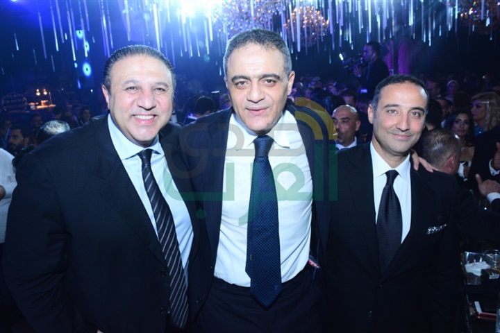 بالصور.. عمرو دياب يشعل حفل زفاف تامر عبد المنعم وأمنية الطوخي بالصور.. عمرو دياب يشعل حفل زفاف تامر عبد المنعم وأمنية الطوخي