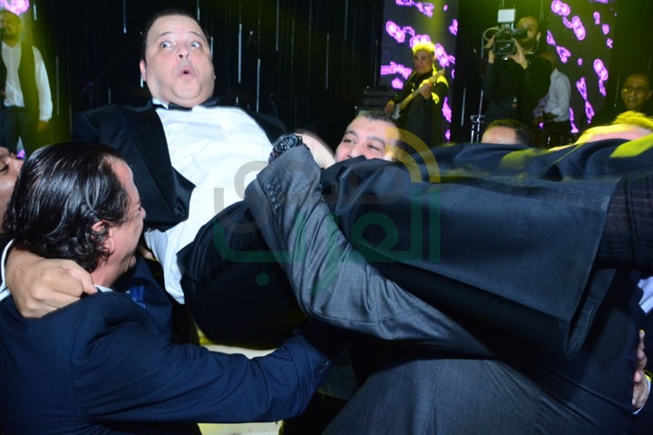 بالصور.. عمرو دياب يشعل حفل زفاف تامر عبد المنعم وأمنية الطوخي بالصور.. عمرو دياب يشعل حفل زفاف تامر عبد المنعم وأمنية الطوخي