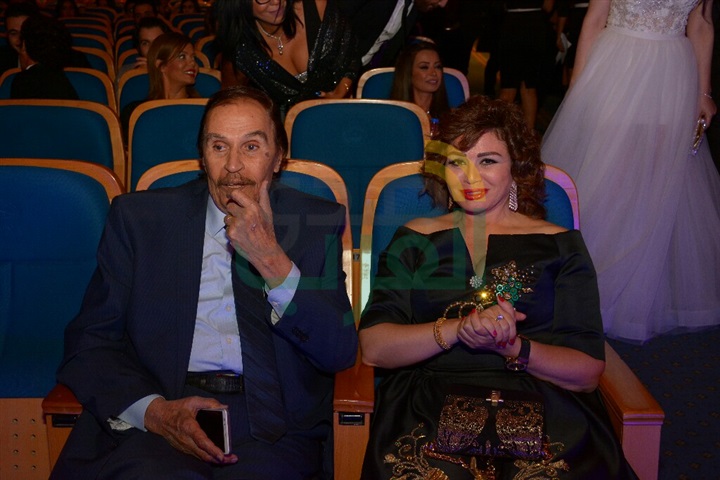 بالصور.. إلهام شاهين وعزت العلايلي يحصلان على جائزة الاستحقاق في أوسكار السينما العربية بالصور.. إلهام شاهين وعزت العلايلي يحصلان على جائزة الاستحقاق في أوسكار السينما العربية