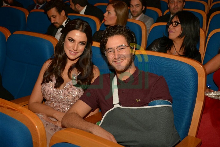 بالصور.. إلهام شاهين وعزت العلايلي يحصلان على جائزة الاستحقاق في أوسكار السينما العربية بالصور.. إلهام شاهين وعزت العلايلي يحصلان على جائزة الاستحقاق في أوسكار السينما العربية