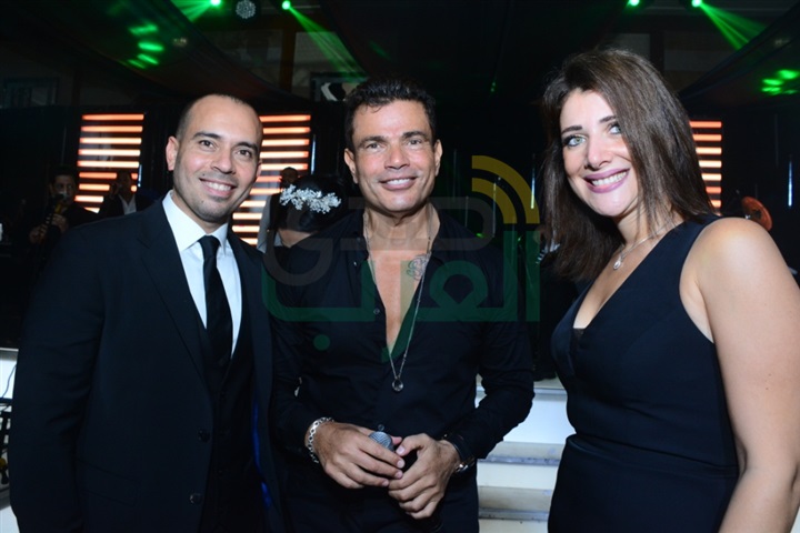 بالصور.. عمرو دياب يشعل حفل زفاف تامر عبد المنعم وأمنية الطوخي بالصور.. عمرو دياب يشعل حفل زفاف تامر عبد المنعم وأمنية الطوخي