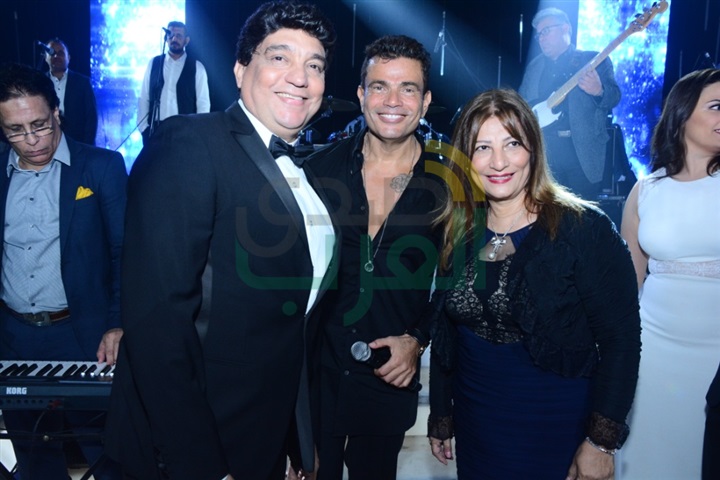 بالصور.. عمرو دياب يشعل حفل زفاف تامر عبد المنعم وأمنية الطوخي بالصور.. عمرو دياب يشعل حفل زفاف تامر عبد المنعم وأمنية الطوخي
