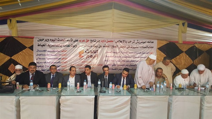 بالصور: الكفن ينهى خصومة ثأرية بين أولاد العم فى العياط