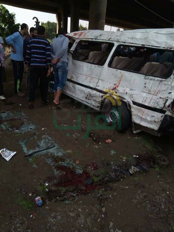  ننشر صور حادث سقوط سيارتين من أعلى محور 26 يوليو