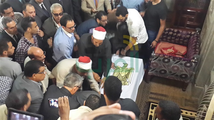 المنيا تودع شهيدين من ابناءها في حادث الواحات