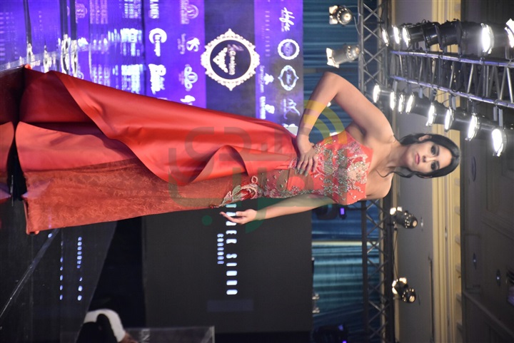 بالصور.. تكريم نجوم ونجمات الفن بحفل "cairo winter fashion show" الموسم الرابع بالصور.. تكريم نجوم ونجمات الفن بحفل "cairo winter fashion show" الموسم الرابع