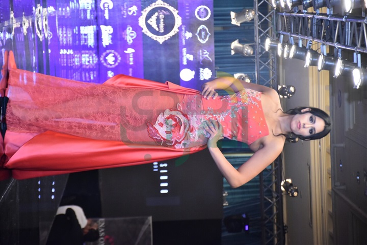 بالصور.. تكريم نجوم ونجمات الفن بحفل "cairo winter fashion show" الموسم الرابع بالصور.. تكريم نجوم ونجمات الفن بحفل "cairo winter fashion show" الموسم الرابع