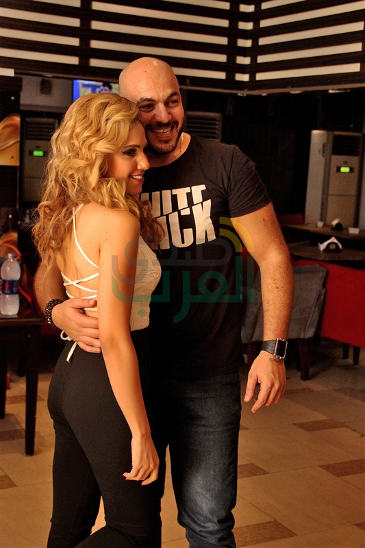 بالصور.. طلعت زكريا يحتفل مع ابنته ايمي بعيد ميلادها بحفل خاص بالمهندسين بالصور.. طلعت زكريا يحتفل مع ابنته ايمي بعيد ميلادها بحفل خاص بالمهندسين