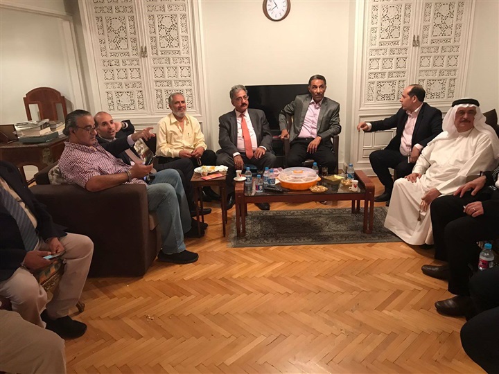 بالصور.. سفير البحرين بمصر يستقبل عددا من أعضاء المجالس الأهلية بالمملكة بالصور.. سفير البحرين بمصر يستقبل عددا من أعضاء المجالس الأهلية بالمملكة