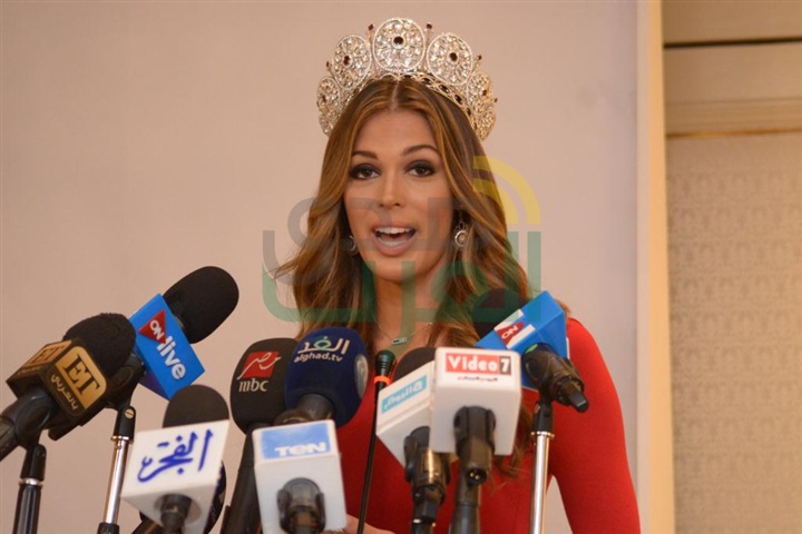 بالصور.. المؤتمر الصحفي لملكه جمال الكون الفرنسيه إيريس بالصور.. المؤتمر الصحفي لملكه جمال الكون الفرنسيه إيريس