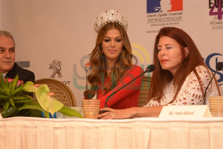 بالصور.. المؤتمر الصحفي لملكه جمال الكون الفرنسيه إيريس بالصور.. المؤتمر الصحفي لملكه جمال الكون الفرنسيه إيريس