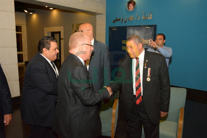 بالصور.. بدء حفل انتصارات اكتوبر الــ 44 بساحة الهناجر بالصور.. بدء حفل انتصارات اكتوبر الــ 44 بساحة الهناجر