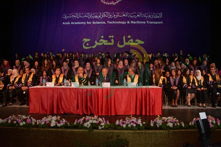 بالصور .. أبو الغيط ونجوم الفن والإعلام في حفل خريجي كلية اللغة والإعلام بالأكاديمية البحرية بالصور .. أبو الغيط ونجوم الفن والإعلام في حفل خريجي كلية اللغة والإعلام بالأكاديمية البحرية