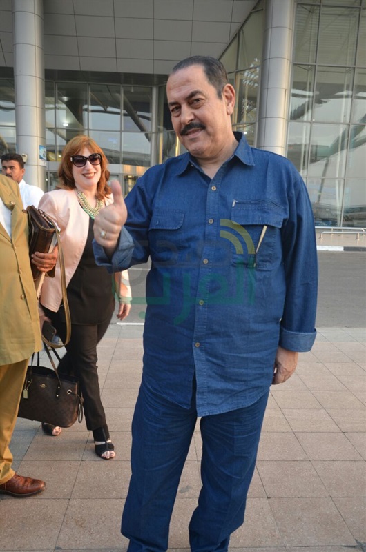 بالصور .. وصول لطفي بوشناق مطار القاهرة رافعا علمي مصر وتونس بالصور .. وصول لطفي بوشناق مطار القاهرة رافعا علمي مصر وتونس