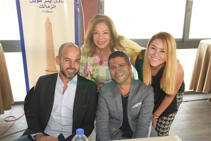 بالصور...يسرا وبشرى في ضيافة الروتاري للحديث عن الجونة السينمائي بالصور...يسرا وبشرى في ضيافة الروتاري للحديث عن الجونة السينمائي