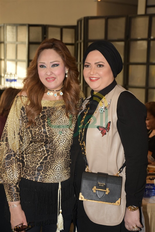 بالصور...يسرا وبشرى في ضيافة الروتاري للحديث عن الجونة السينمائي بالصور...يسرا وبشرى في ضيافة الروتاري للحديث عن الجونة السينمائي