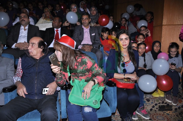 نواب وفنانون ورياضيون يحتفلون بانتصارات أكتوبر فى 57357 نواب وفنانون ورياضيون يحتفلون بانتصارات أكتوبر فى 57357