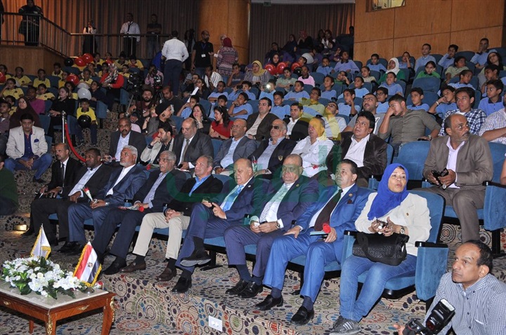 نواب وفنانون ورياضيون يحتفلون بانتصارات أكتوبر فى 57357 نواب وفنانون ورياضيون يحتفلون بانتصارات أكتوبر فى 57357