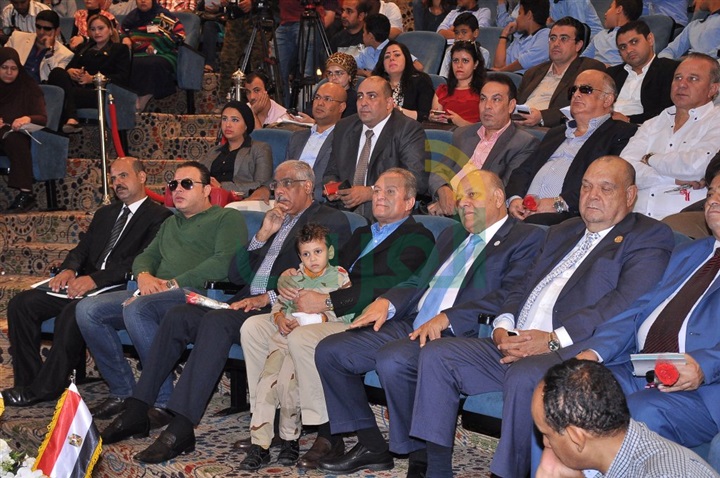 نواب وفنانون ورياضيون يحتفلون بانتصارات أكتوبر فى 57357 نواب وفنانون ورياضيون يحتفلون بانتصارات أكتوبر فى 57357