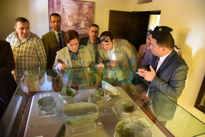 محافظ البحيره تتفقد المناطق الأثرية والسياحية بمدينة رشيد