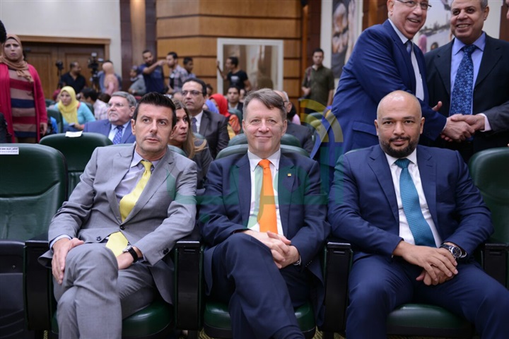 "أورنج مصر" تتيح خدمة تحويل أموال النفقة الشهرية للسيدات من خلال "Orange Money" "أورنج مصر" تتيح خدمة تحويل أموال النفقة الشهرية للسيدات من خلال "Orange Money"