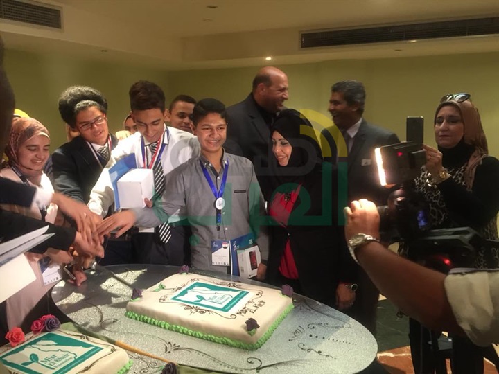 بالصور...تكريم 3 طلاب بكفر الشيخ في معرض مصر الدولي للعلوم والتكنولوجيا بالأقصر