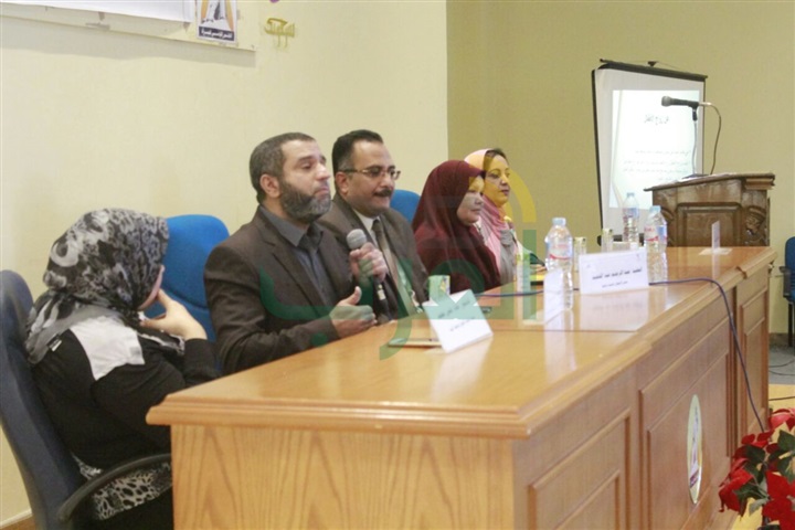 مناهضة العنف ضد المرأة في لقاء جماهيري بالمنيا