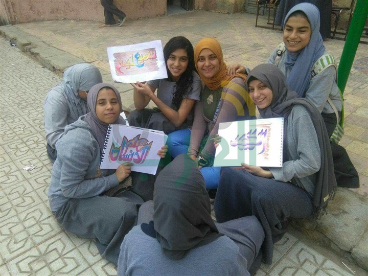 التعليم: تنفيذ المسابقة الفنية السنوية "لمحات من الهند" بالمدارس