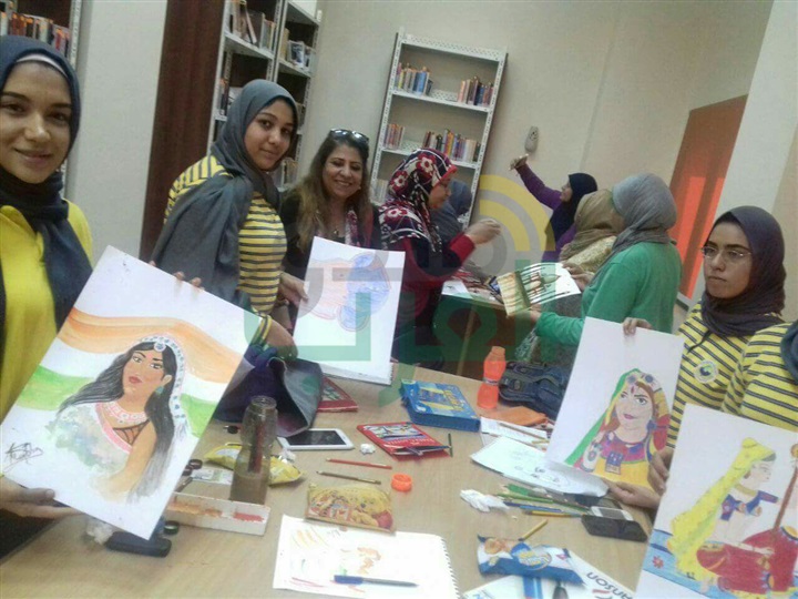 التعليم: تنفيذ المسابقة الفنية السنوية "لمحات من الهند" بالمدارس